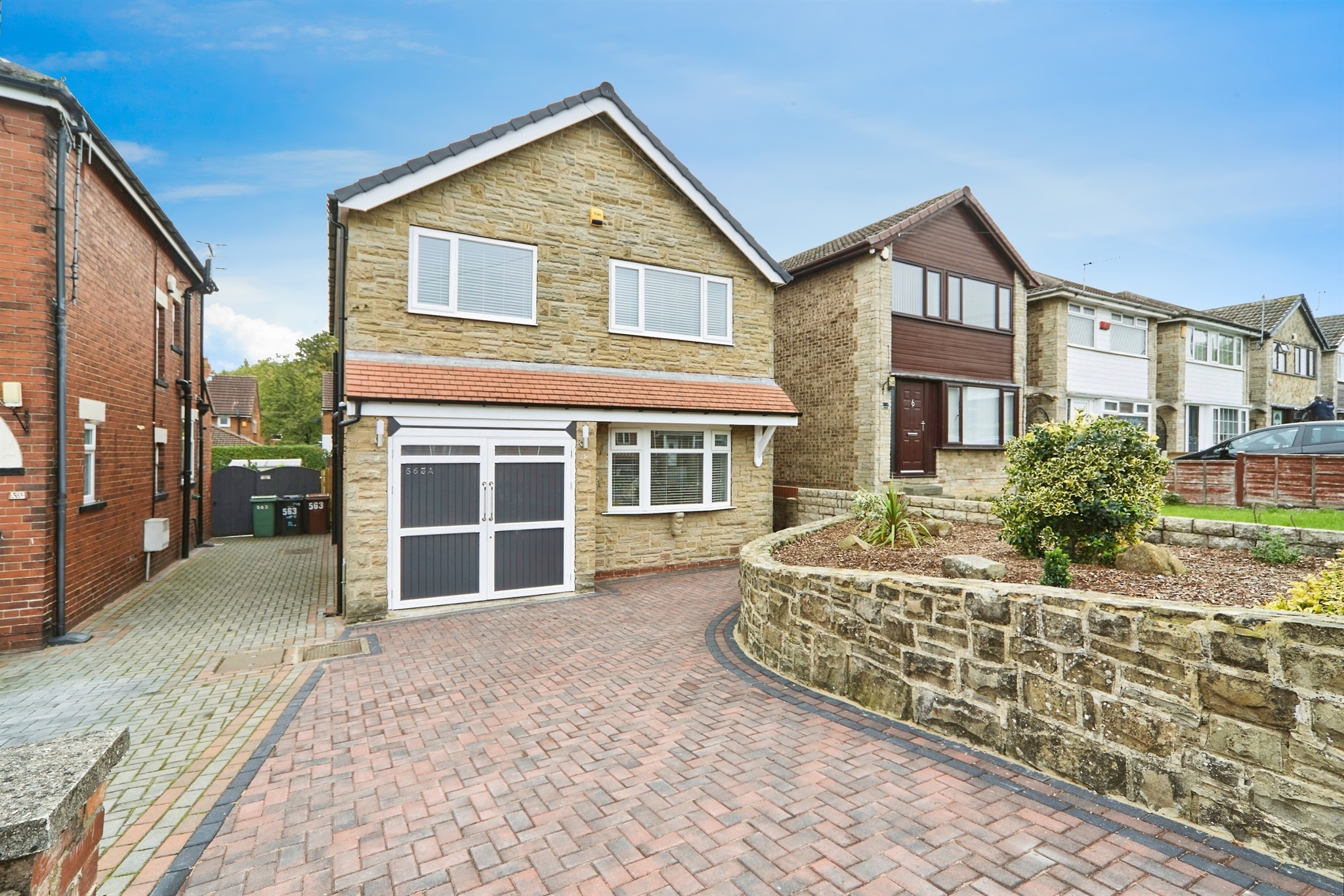 3-bed detached on 563a, Tong Road, Leeds, £325,000