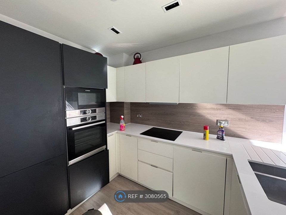 The Parkhouse Kayani Avenue, London photo 4