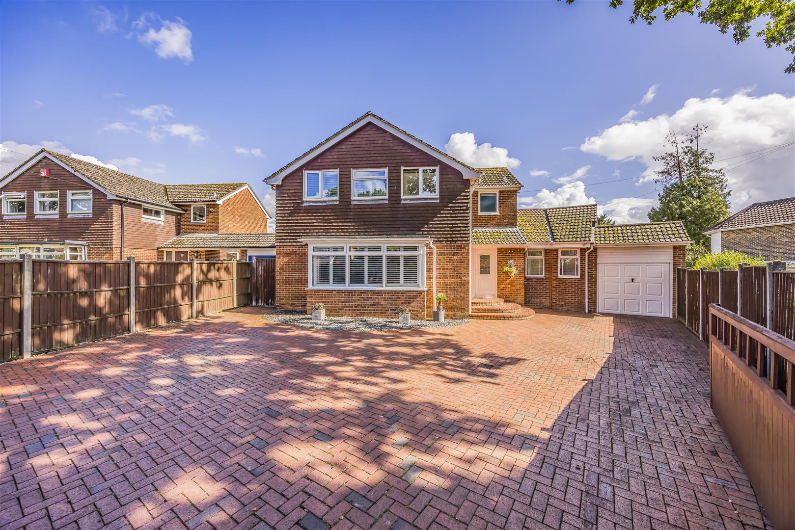 4-bed house on 90, Horndean Road, Emsworth, £600,000