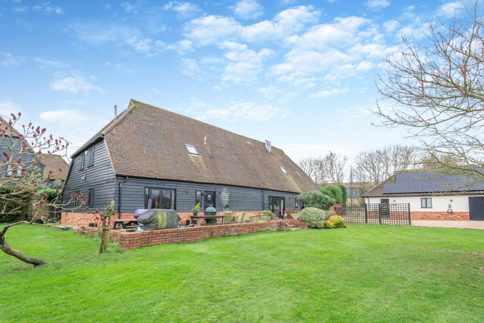10 bedroom country house for sale in Haywards Heath