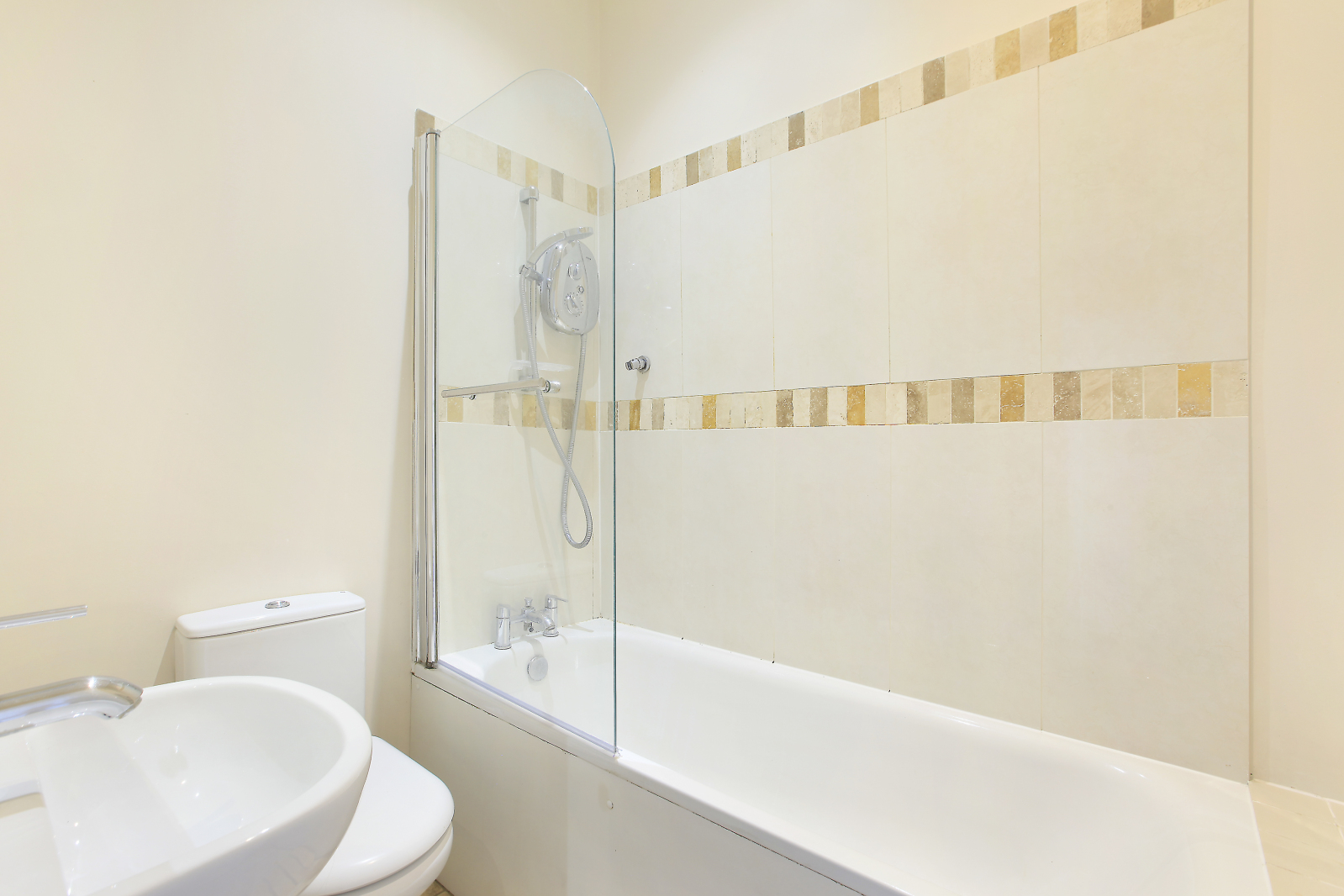 Photos of Cavendish Road, Clapham South, London SW12 65445769 PrimeLocation