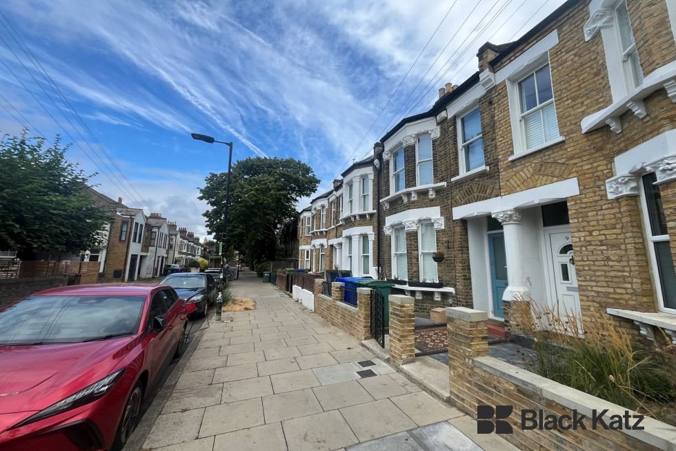 Coleman Road, London photo 2