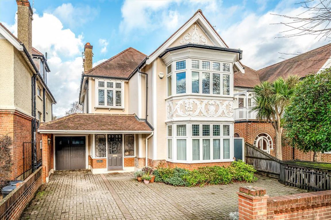 5 bedroom property for sale 0