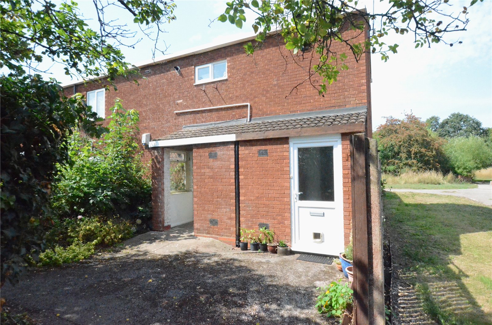 1-bed flat on 17, Ashwater Drive, West Midlands, £115,000