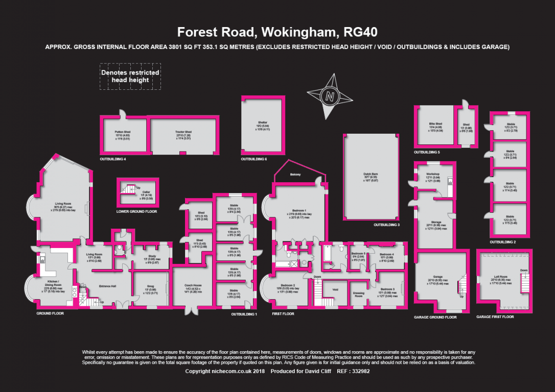 5 Bedrooms Detached house for sale in Forest Road, Wokingham RG40