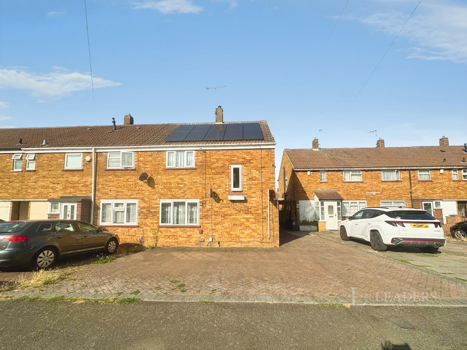 18, Garretts Mead, Bedfordshire photo 2