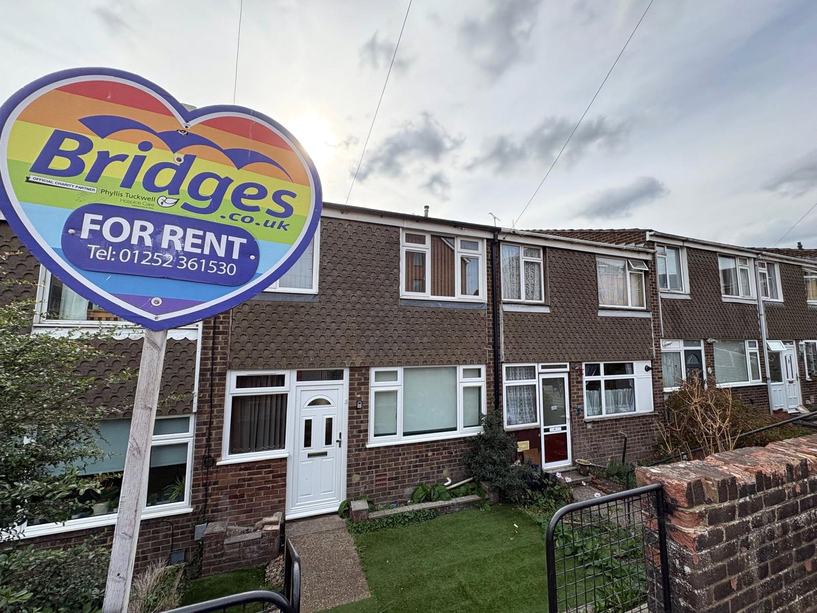 13, Eddy Road, Aldershot photo 2