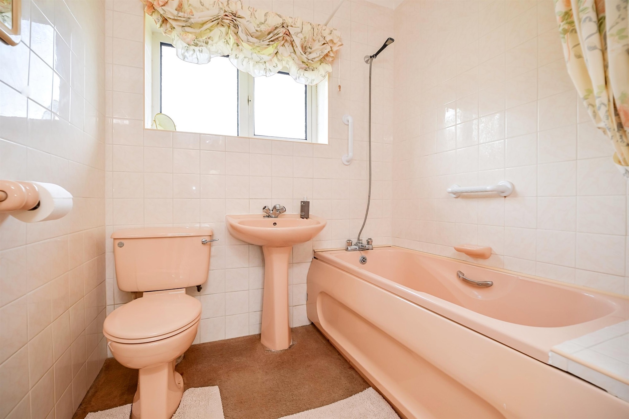 Photos of Road West, StocktonOnTees TS19 61762711