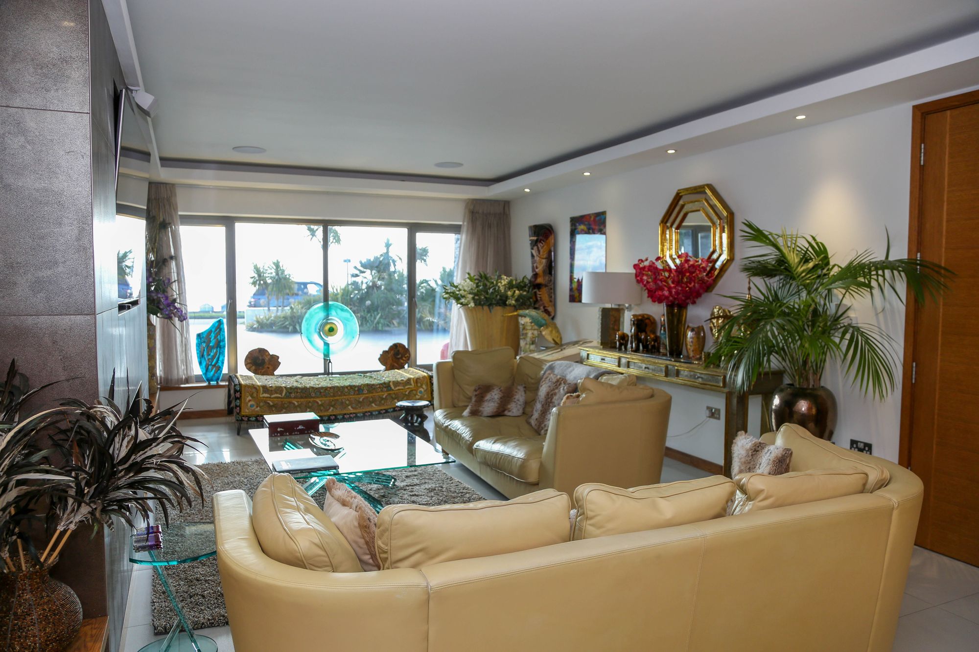 Photos of Thorpe Bay Gardens, Thorpe Bay SS1 61206468 PrimeLocation