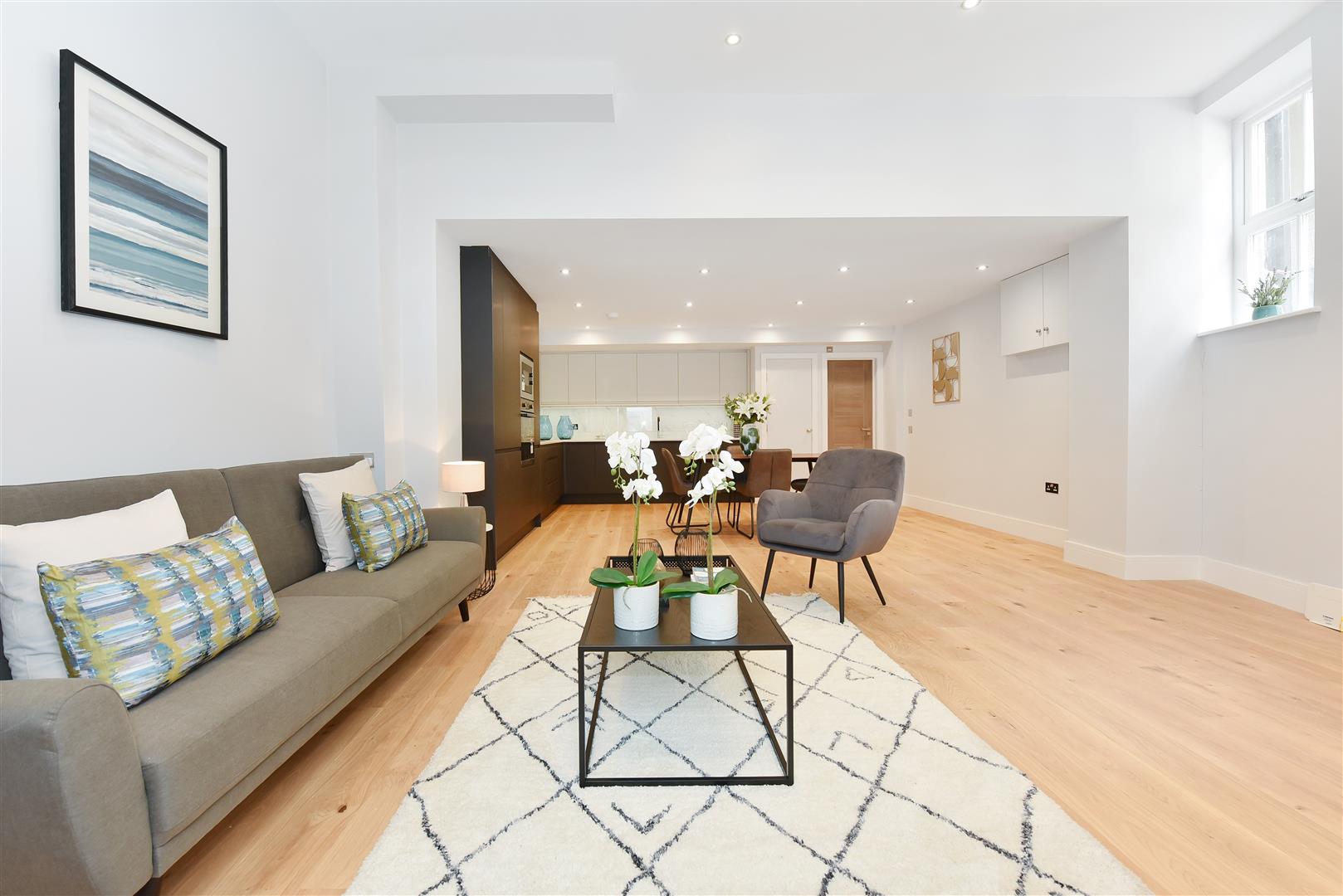 2 bedroom property for sale 0