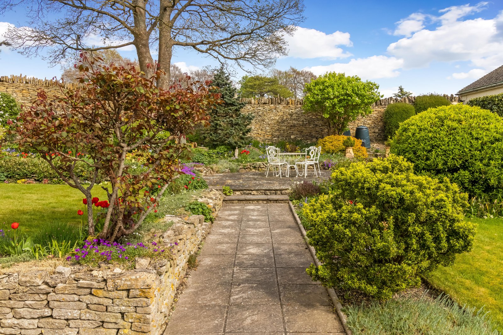 6 bedroom semi-detached house for sale 0