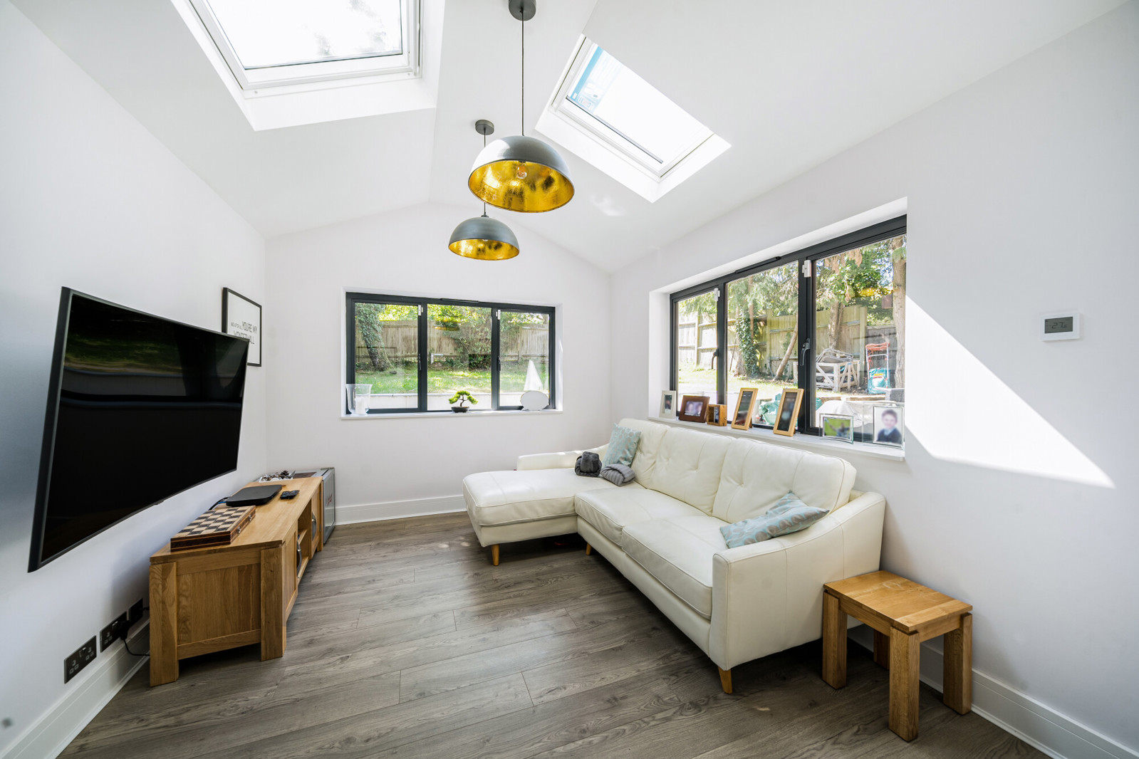 5 bedroom detached house for sale 0