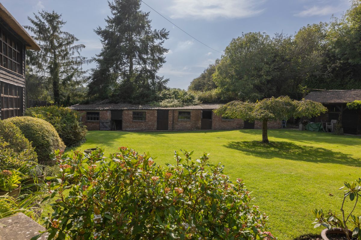 5 bedroom barn conversion for sale 0