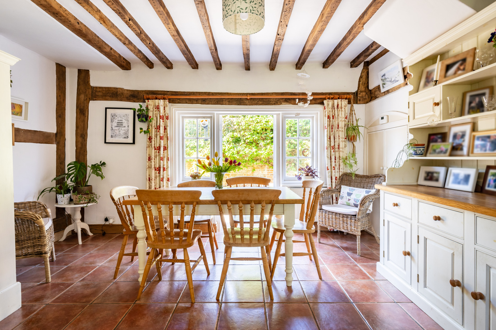 5 bedroom detached house for sale 0