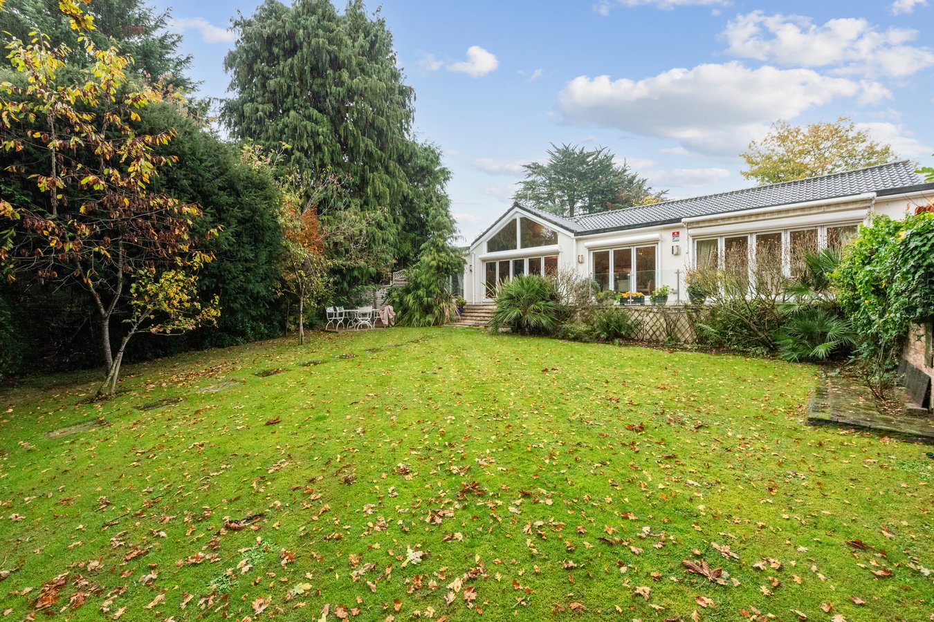 4 bedroom detached house for sale in Hove