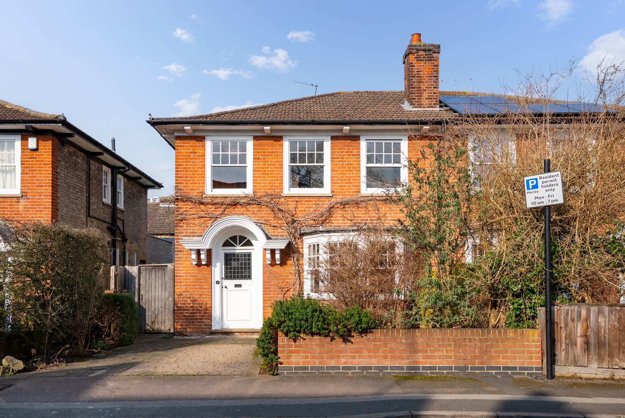 4 bedroom semi-detached house for sale 0