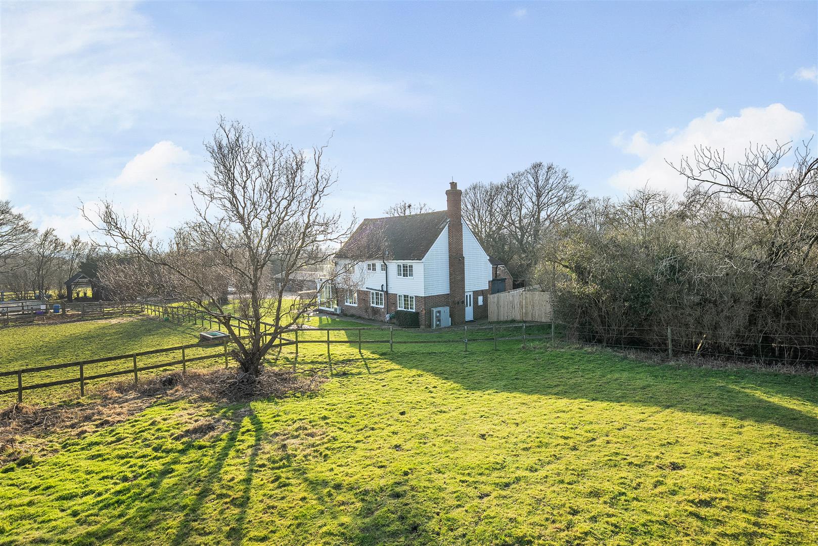 5 bedroom equestrian property for sale 0