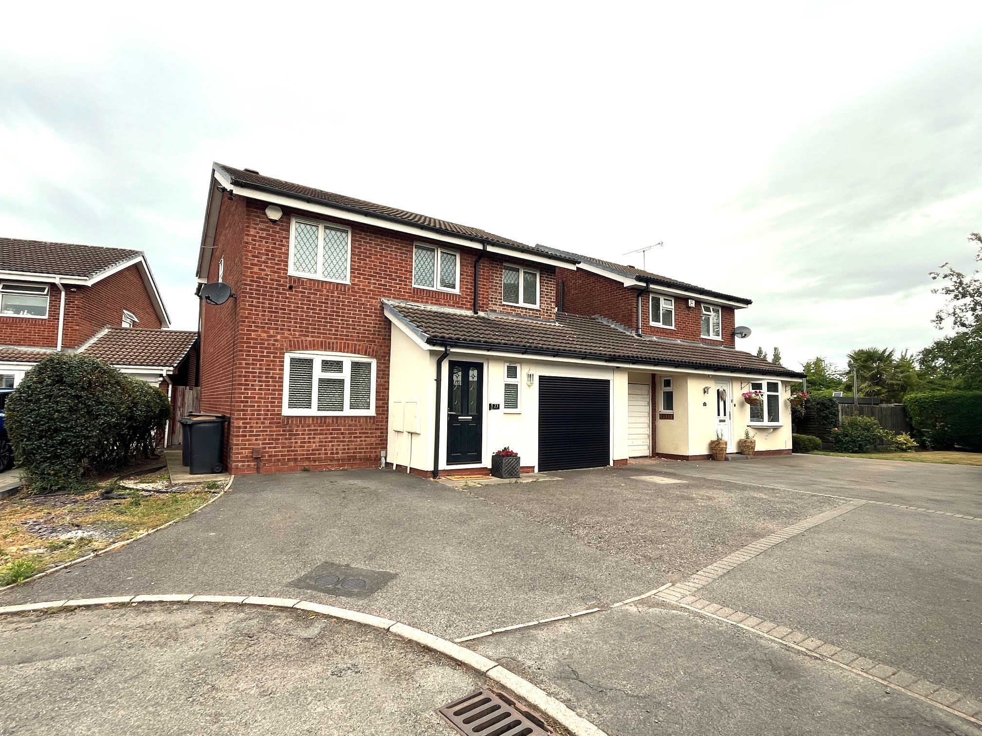 23, Arlington Way, Nuneaton photo 3