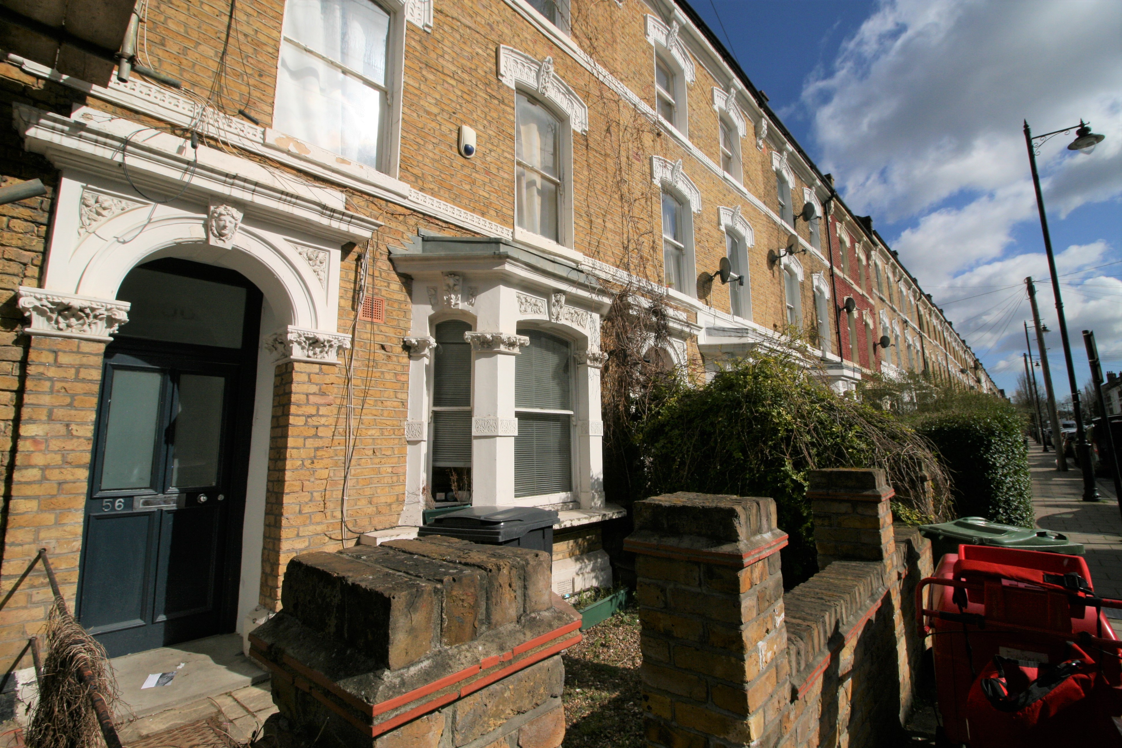 2 Bedroom Flat To Rent In Ferndale Road Clapham Sw4 London