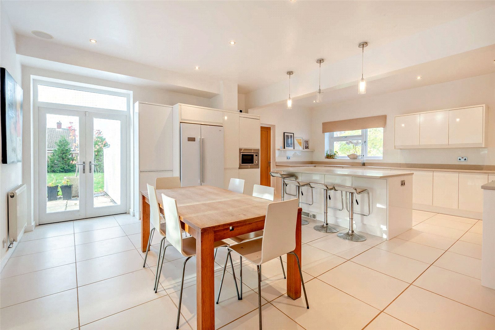 8 bedroom detached house for sale 0