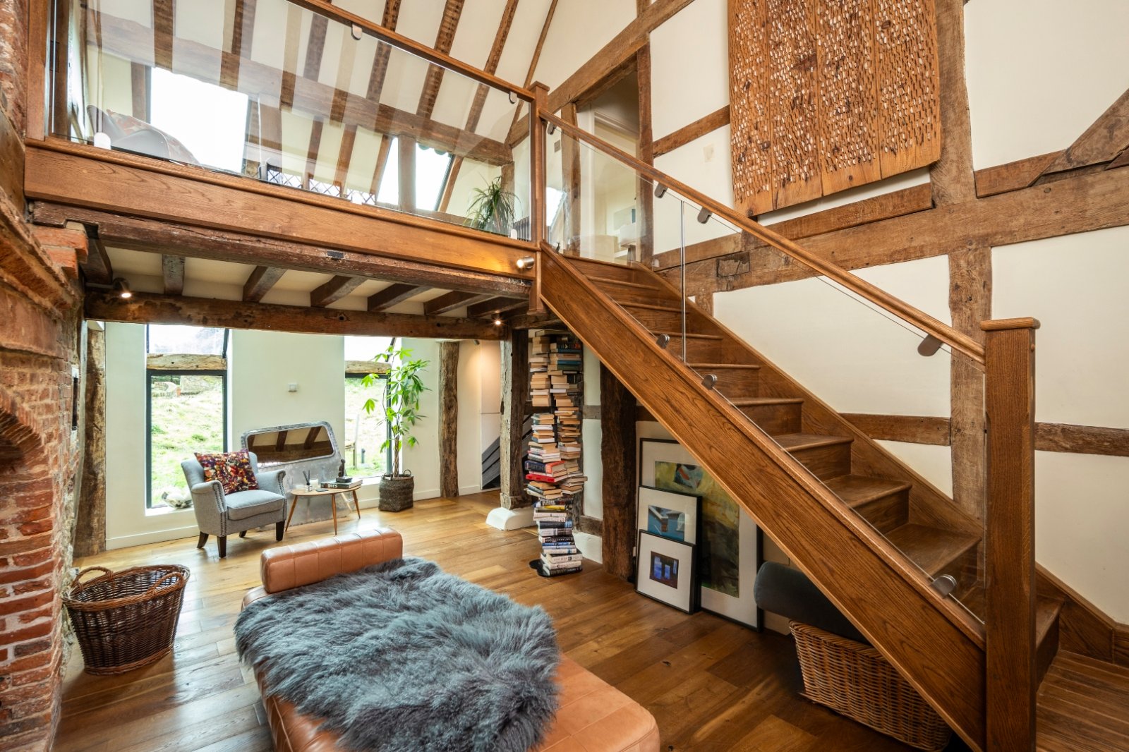 4 bedroom detached house for sale 0