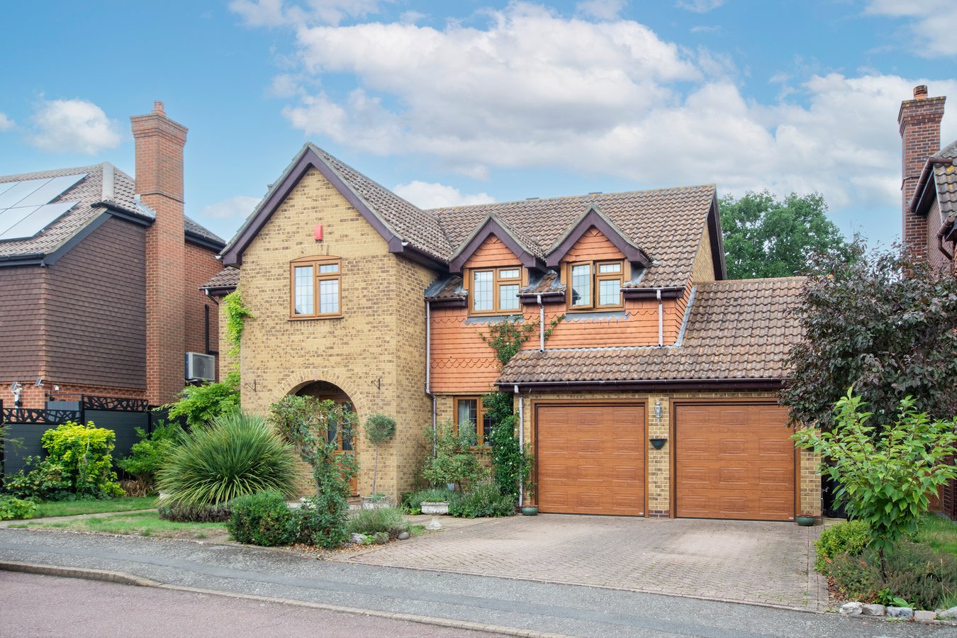 5-bed detached on Rydal Drive, West Wickham BR4, £1,000,000