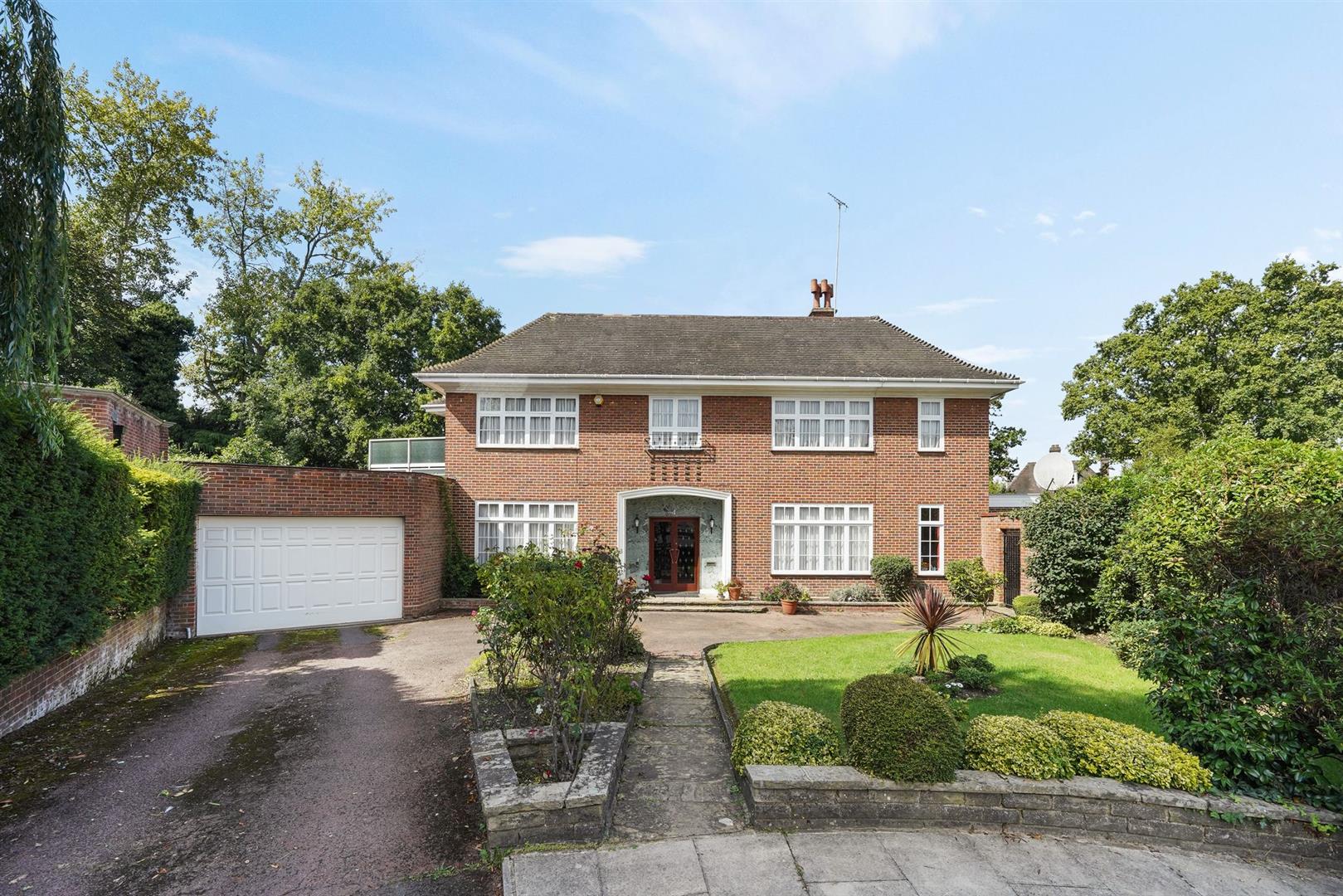 6 bedroom detached house for sale The Luxury Marketplace