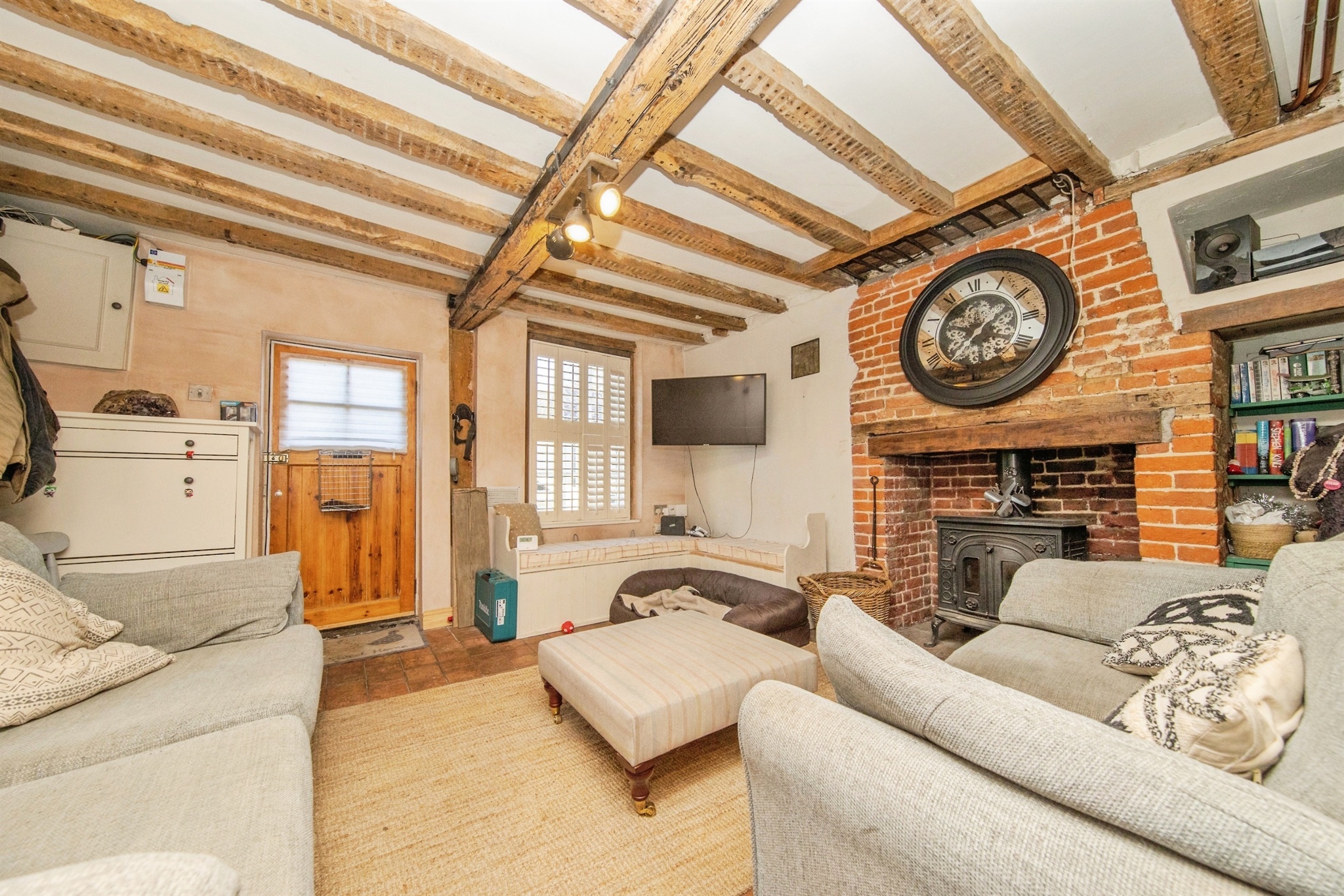 2-bed house on 136, High Street, Woodbridge, £225,000