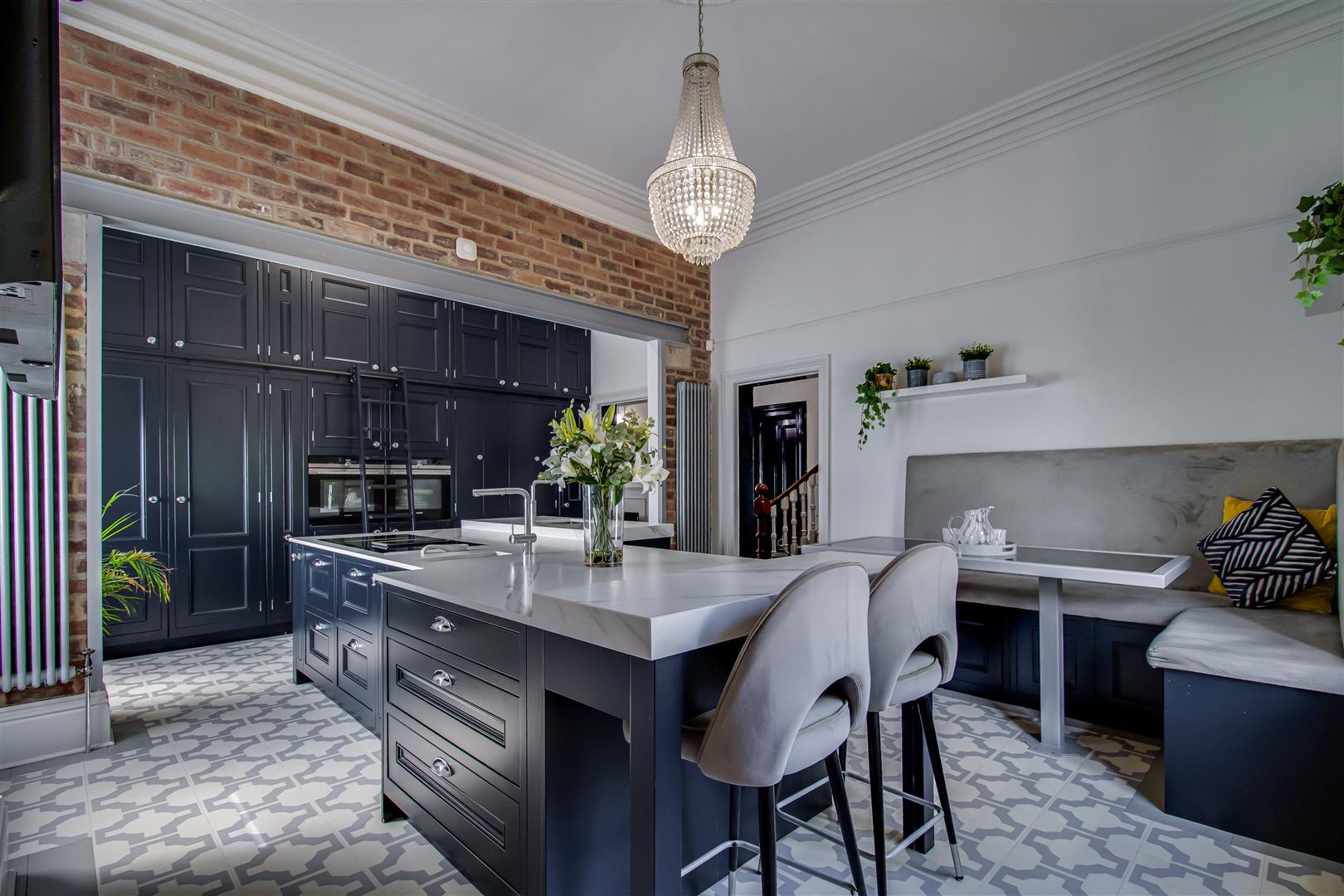 4 bedroom detached house for sale 0