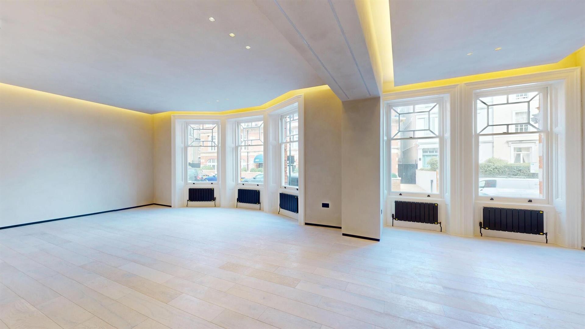 4 bedroom flat for sale 0