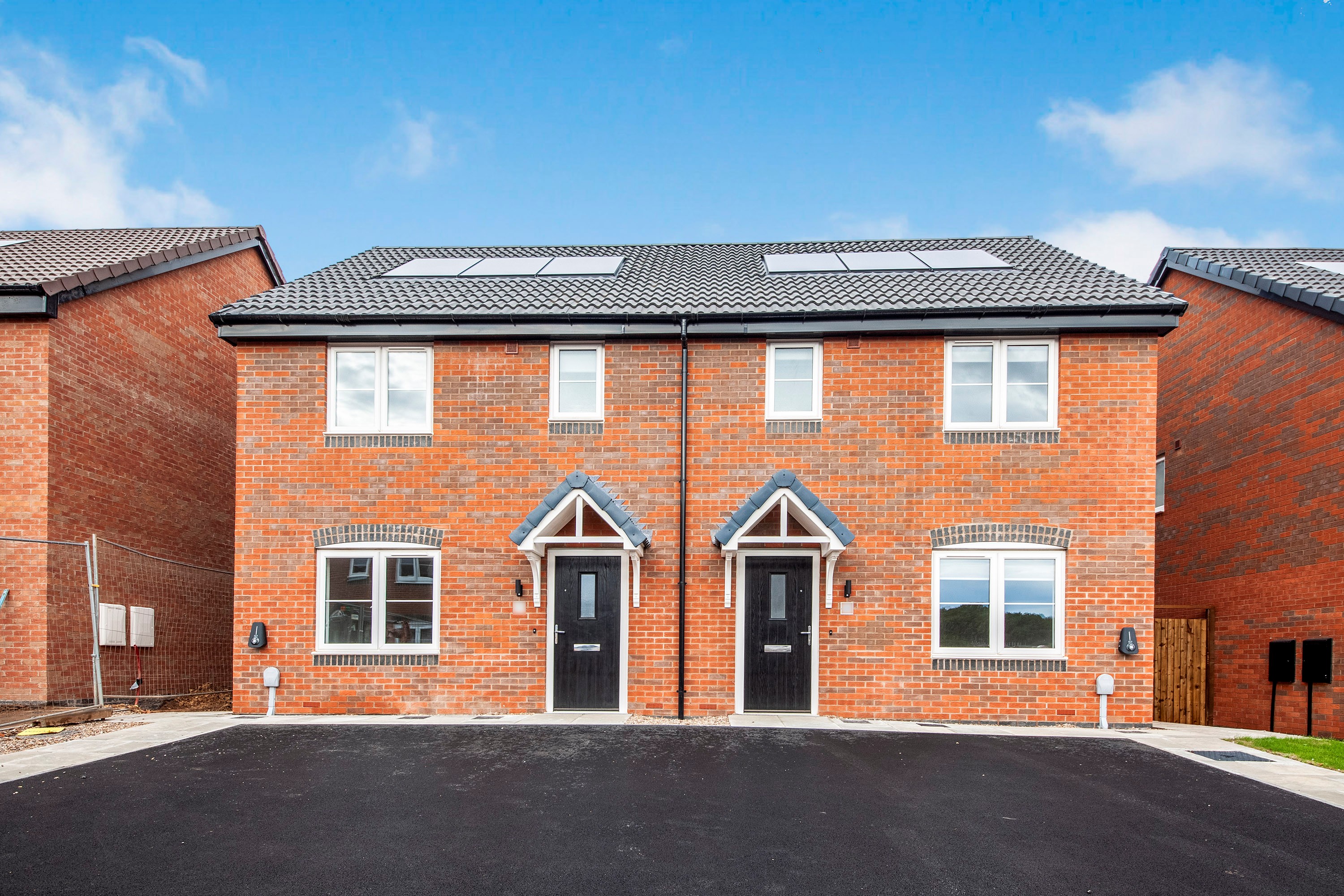 27, Bluebell Way, LOUGHBOROUGH photo 2