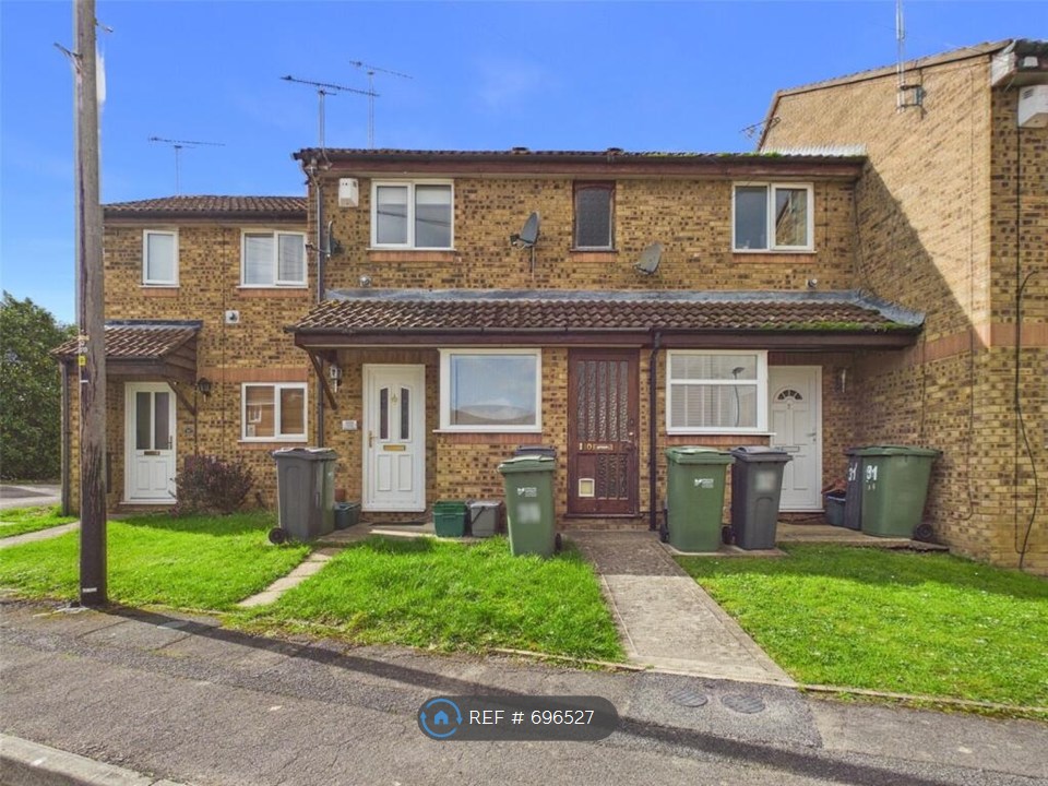 Beech Close, Hardwicke, Gloucester photo 3