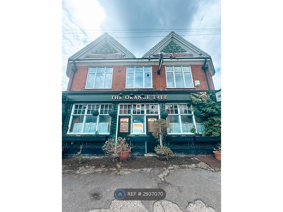 Orange Tree Ph, Highfield Road, London photo 5