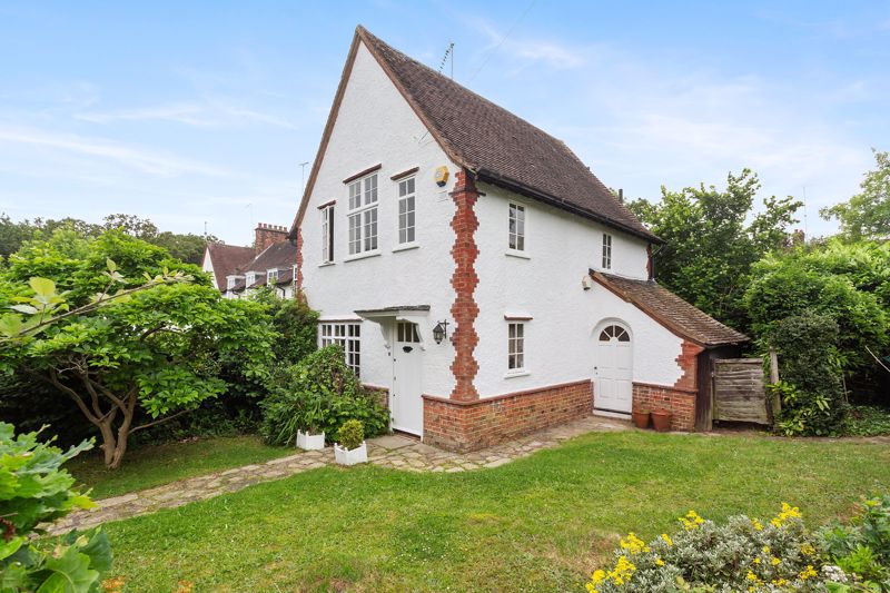 3 bedroom semi-detached house for sale 0