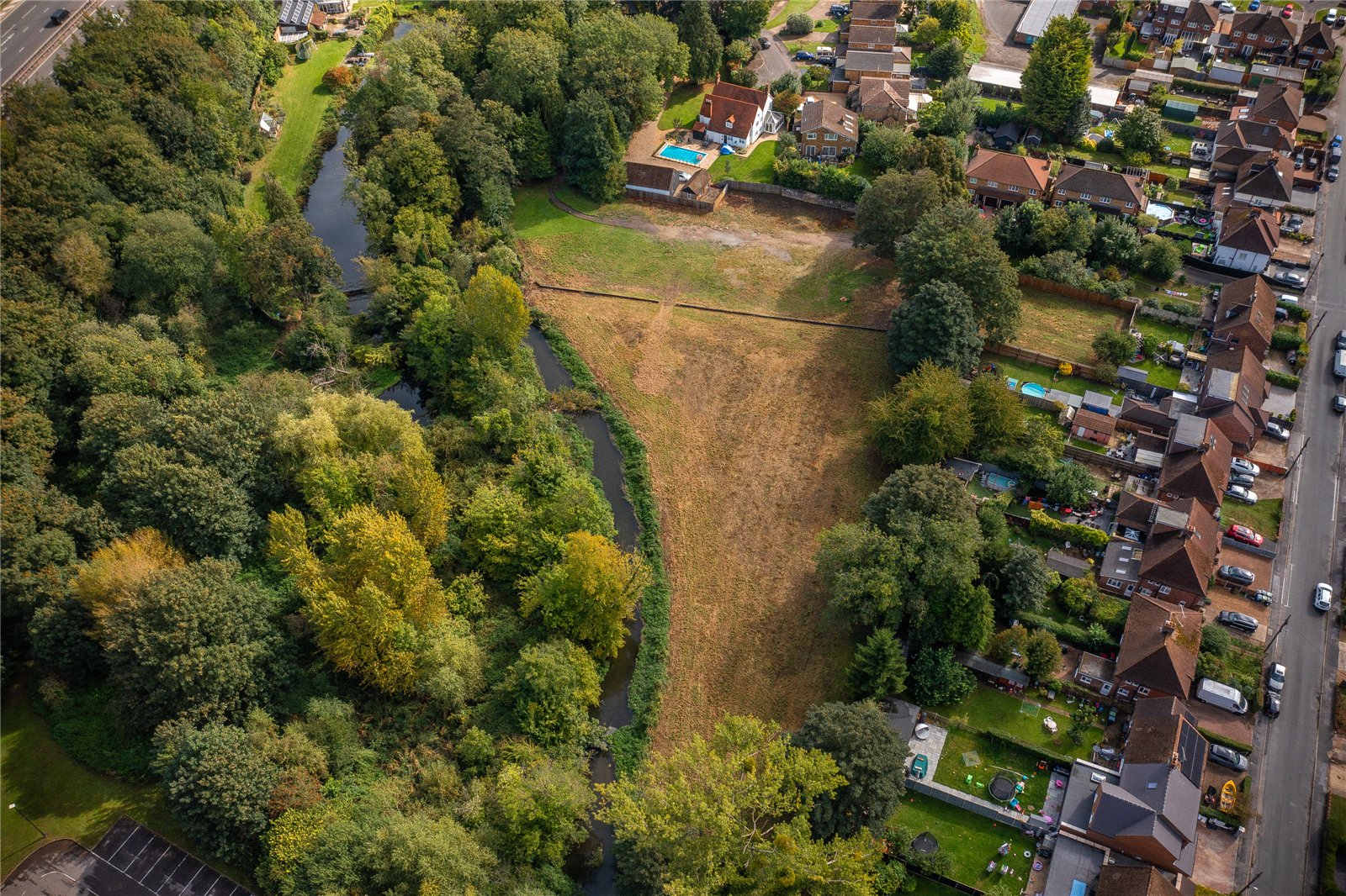 6 bedroom detached house for sale