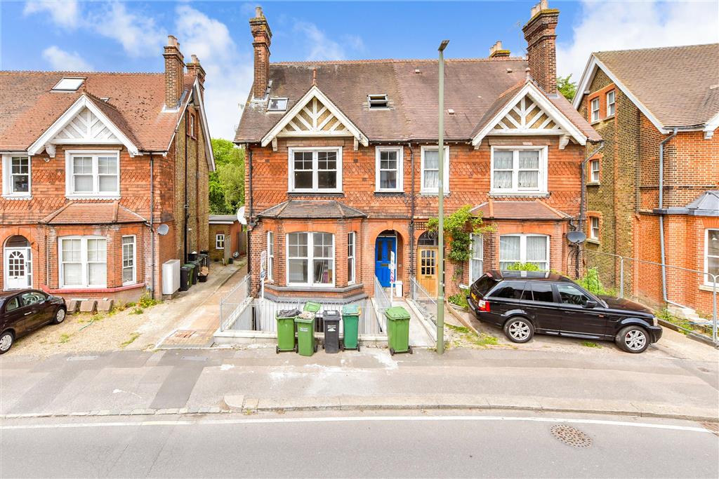 7 bedroom semi-detached house for sale 0