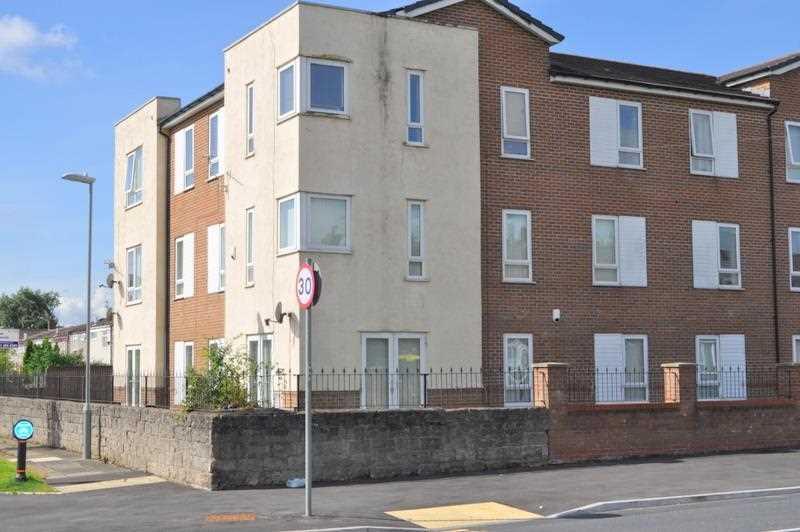 11, Briton Court, Kirkby photo 2