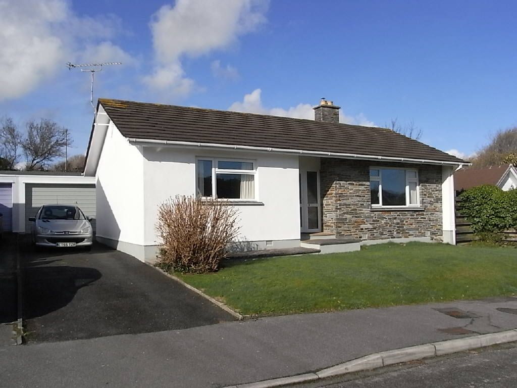 Free property report 2 Roseland Gardens, Veryan, TR2 5QR Chimnie