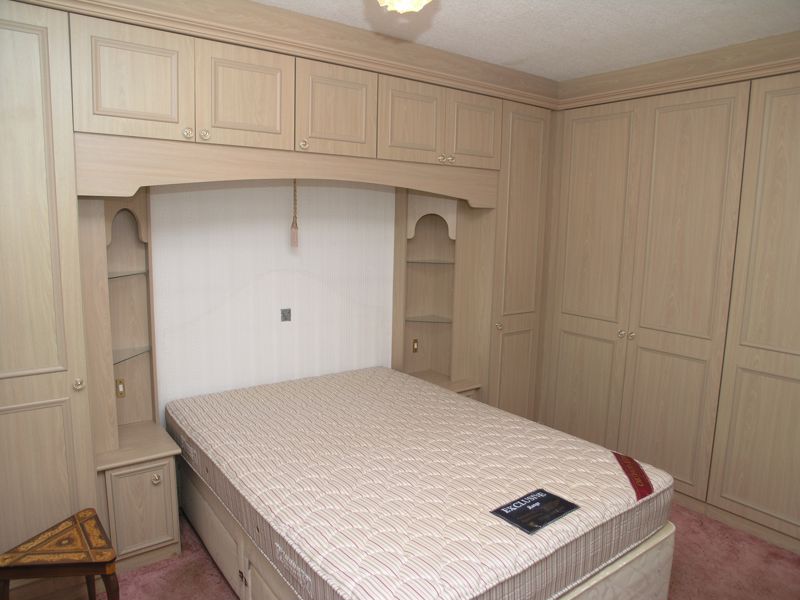 Photos of Higgs Field Crescent, Cradley Heath B64 60492010