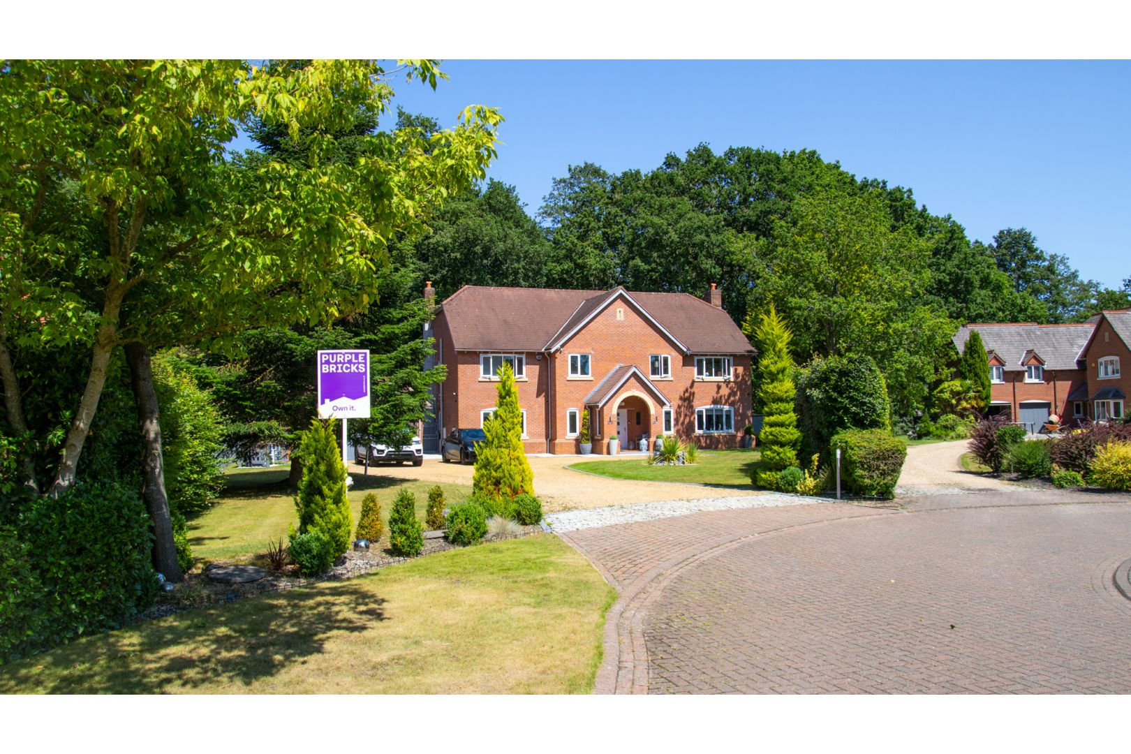 4 bedroom semi-detached house for sale in London