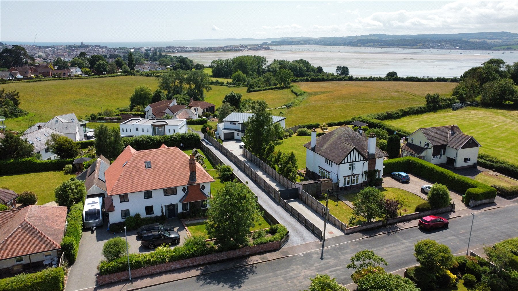 4 bedroom detached house for sale in Stevenage