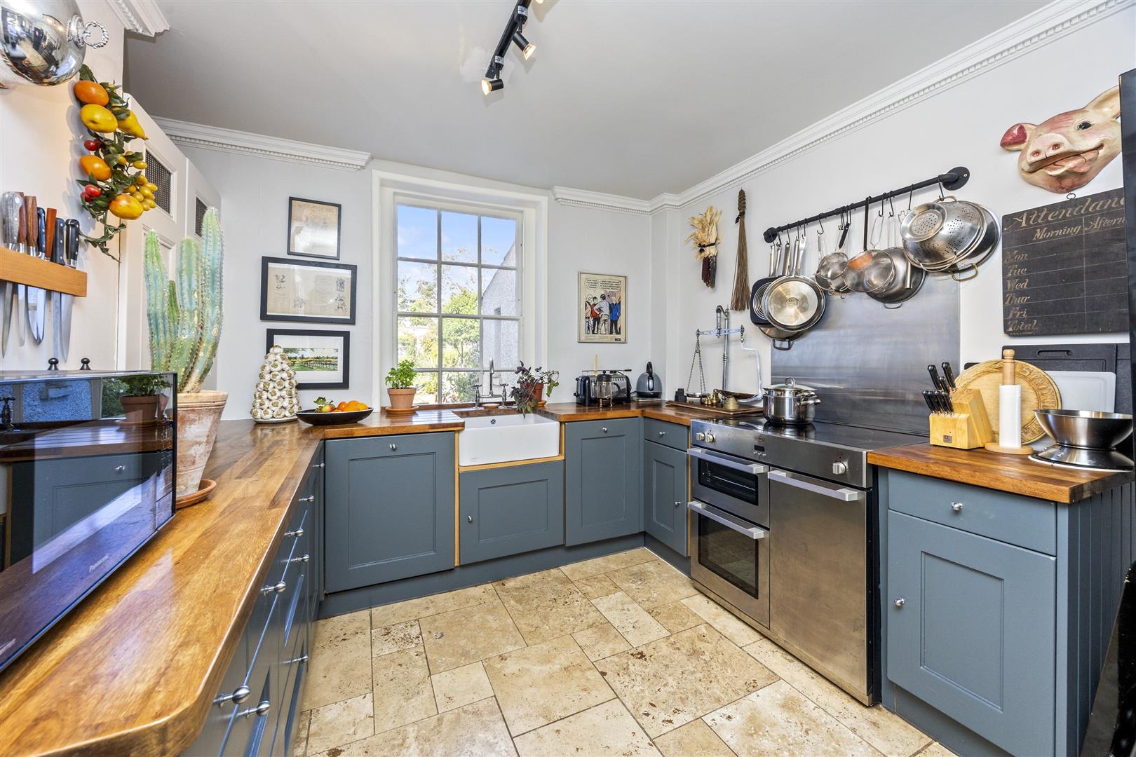 5 bedroom terraced house for sale 0