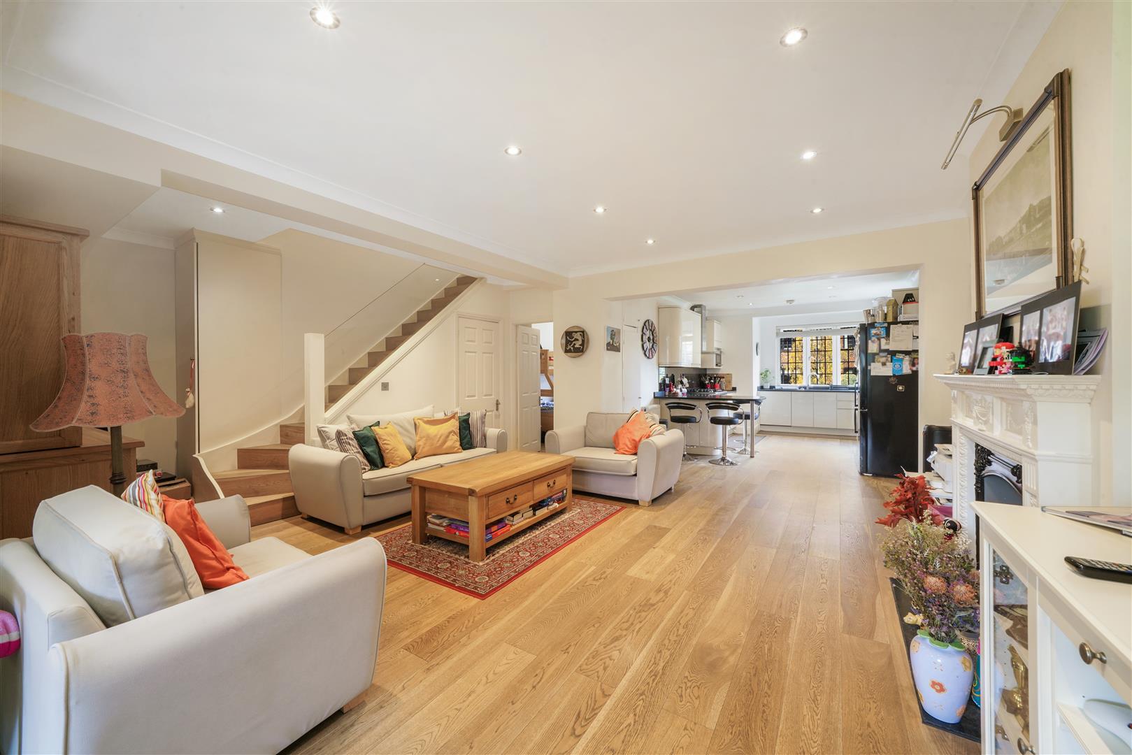 4 bedroom property for sale 0