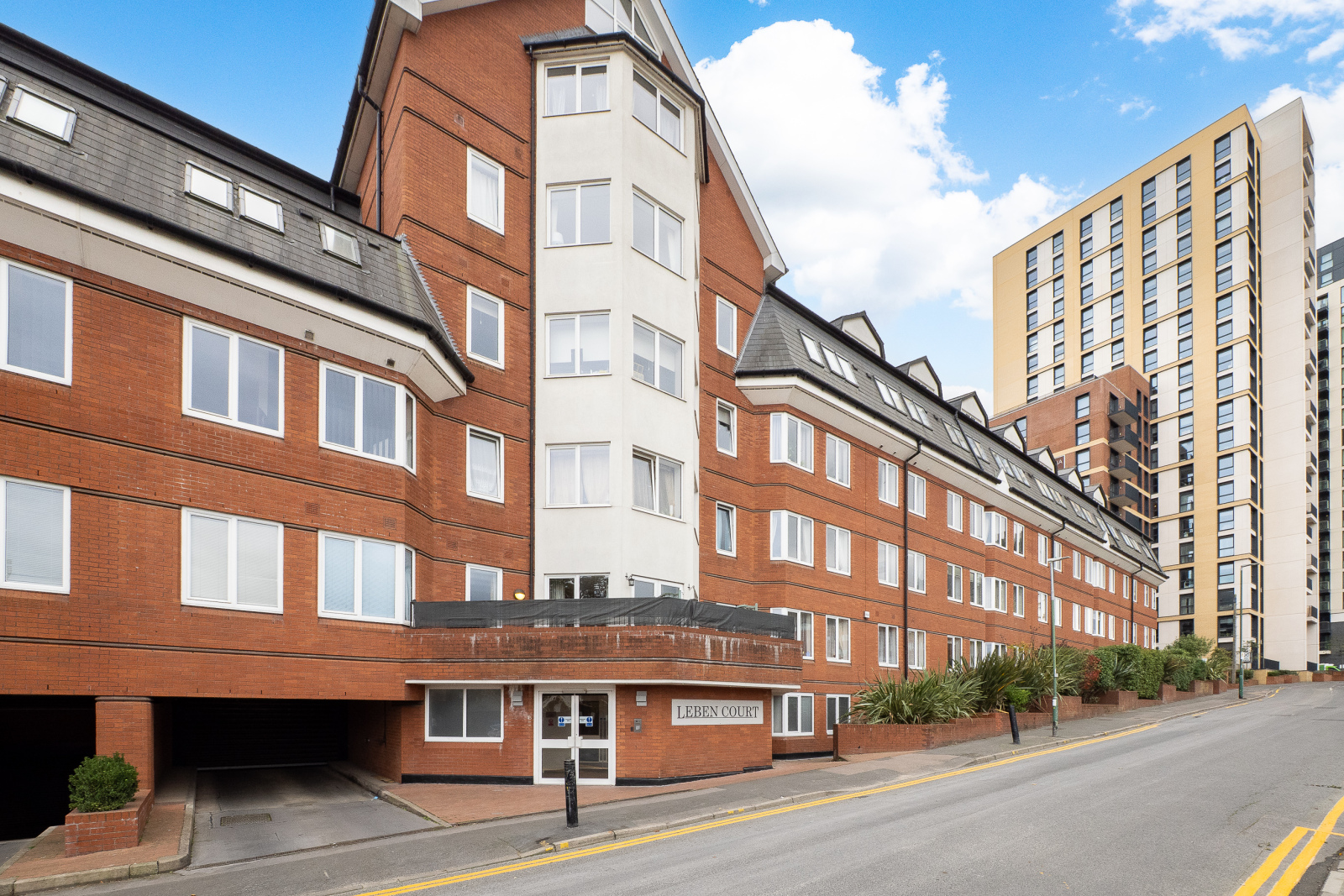 Flat 2,, Leben Court, Sutton photo 2