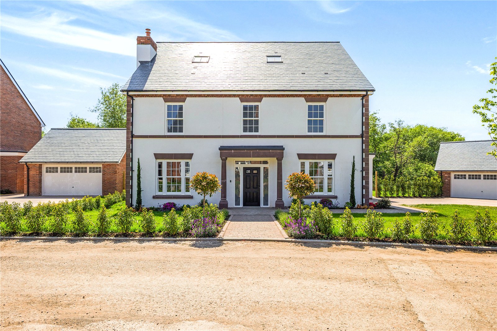 5 bedroom detached new house for sale 0