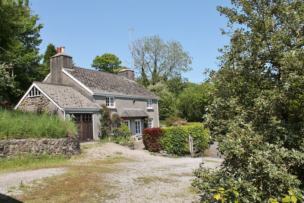 Free property report Paddyacre, Bowden Hill, Yealmpton, PL8 2JX Chimnie