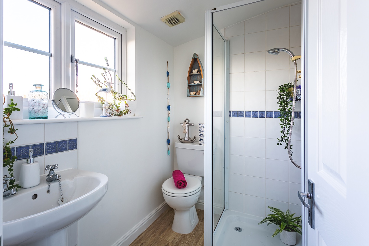 Photos of Chine House, The Chine, Broadmeadows, South Normanton