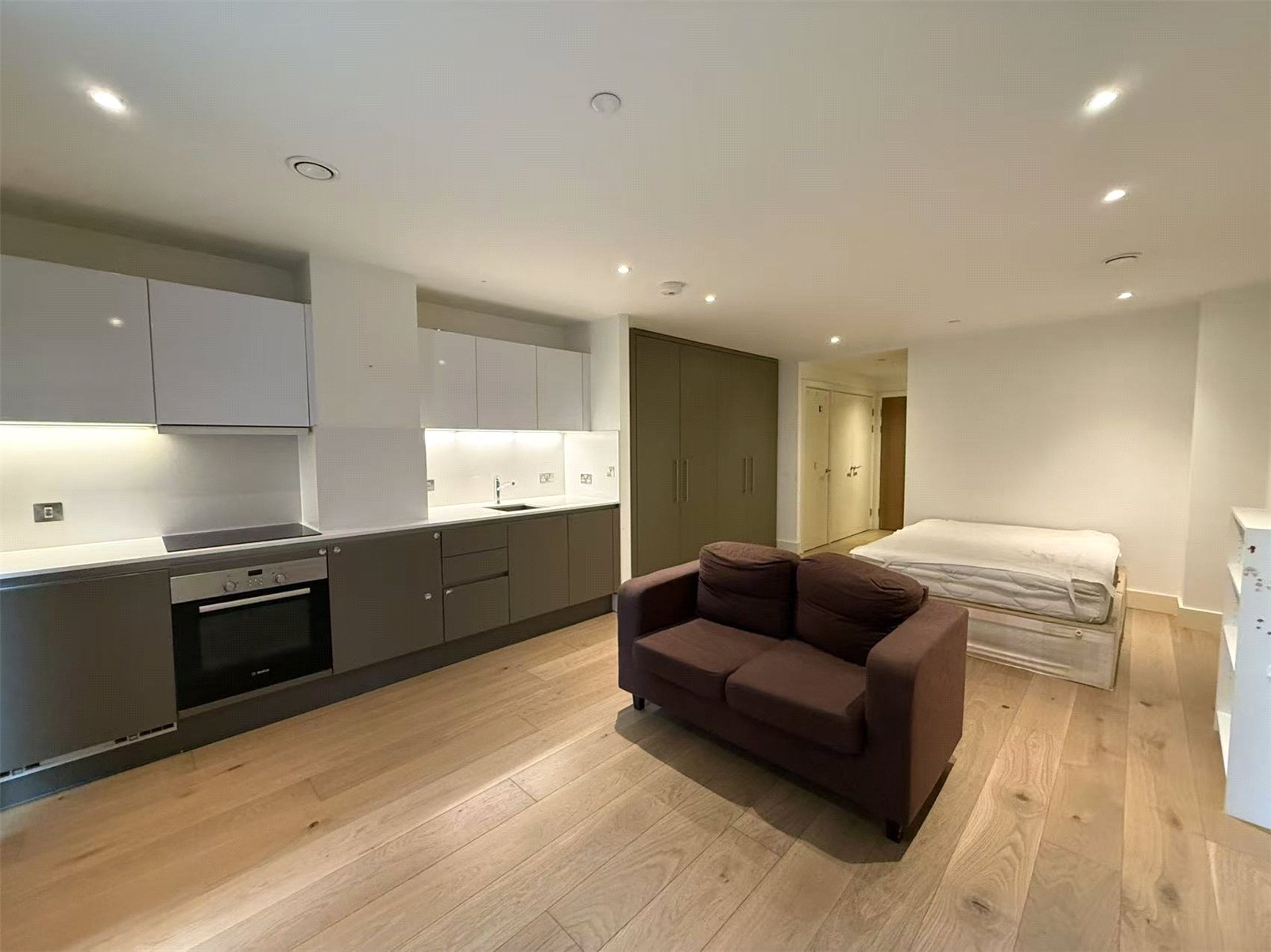 Flat 8, Cedar House,, Engineers Way, Wembley photo 2