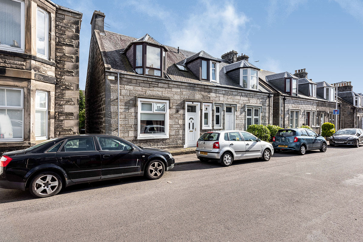 Free property report 103 Brucefield Avenue, Dunfermline, KY11 4SZ Chimnie