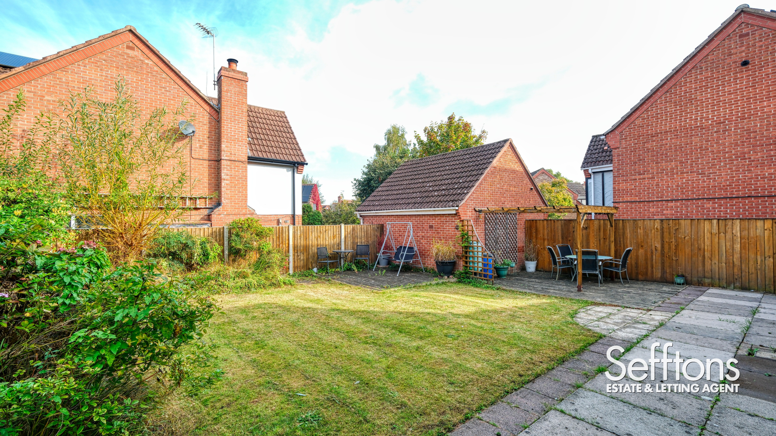 25 Blakestone Drive, Norwich photo 4